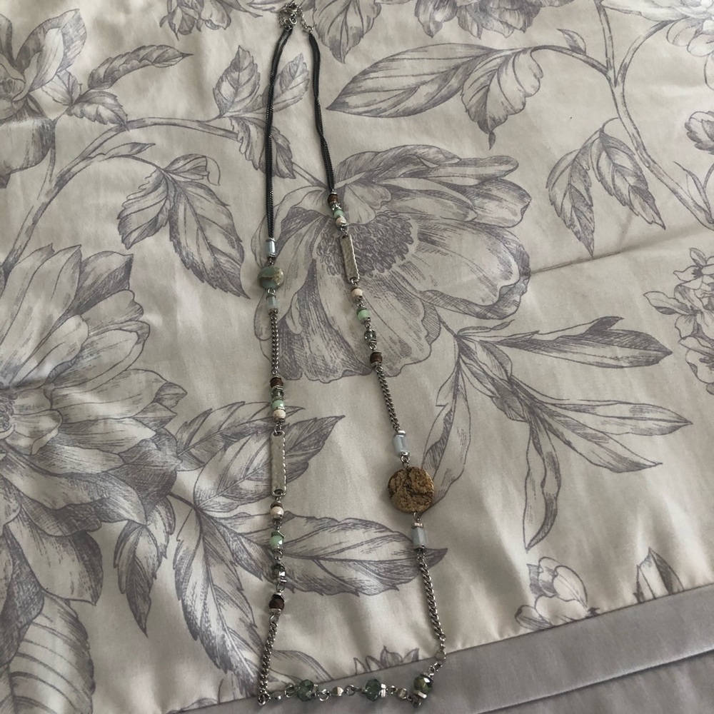 necklace - Picture 2 of 3